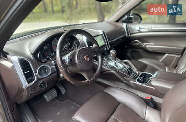 Позашляховик / Кросовер Porsche Cayenne 2011 в 