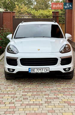 Porsche Cayenne 2016