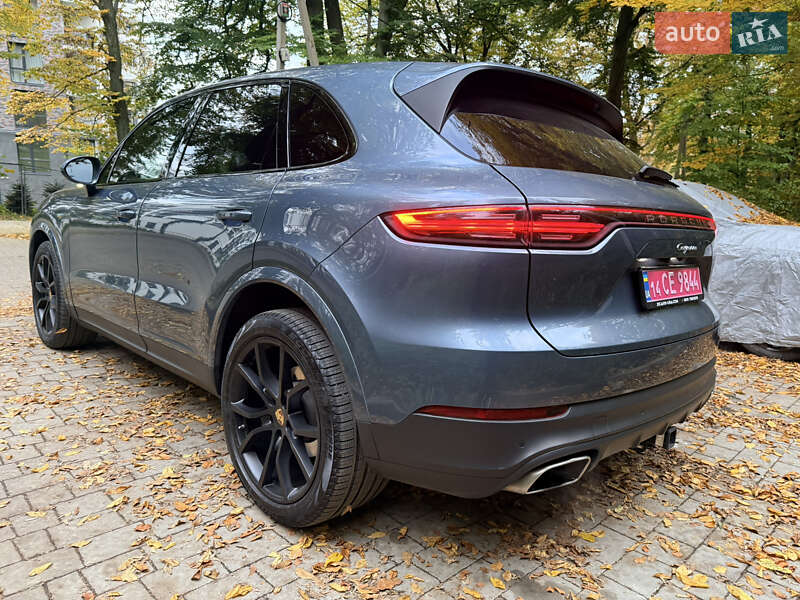 Позашляховик / Кросовер Porsche Cayenne 2018 в Львові