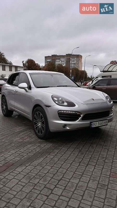 Porsche Cayenne 2012