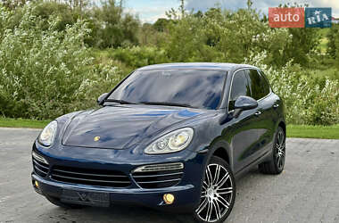 Внедорожник / Кроссовер Porsche Cayenne 2011 в Тернополе