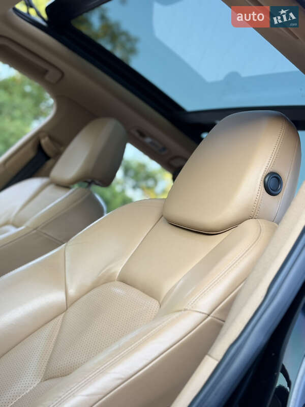 Внедорожник / Кроссовер Porsche Cayenne 2012 в Самборе