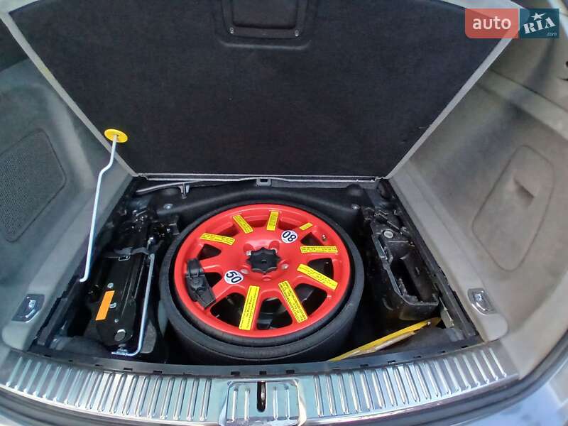 Позашляховик / Кросовер Porsche Cayenne 2011 в Чернівцях