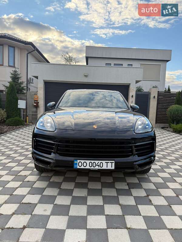 Внедорожник / Кроссовер Porsche Cayenne 2017 в Одессе