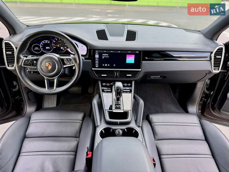 Внедорожник / Кроссовер Porsche Cayenne 2018 в Киеве фото 55 Внедорожник / Кроссовер Porsche Cayenne 2018 в Киеве