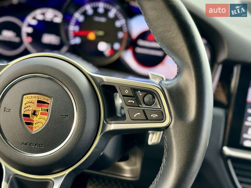 Внедорожник / Кроссовер Porsche Cayenne 2018 в Киеве фото 63 Внедорожник / Кроссовер Porsche Cayenne 2018 в Киеве