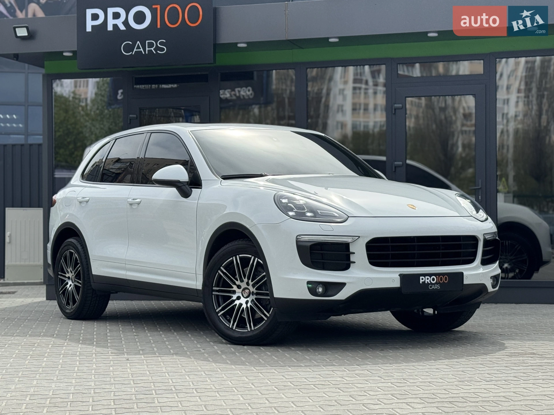 2016 Porsche Cayenne - мініатюра 6