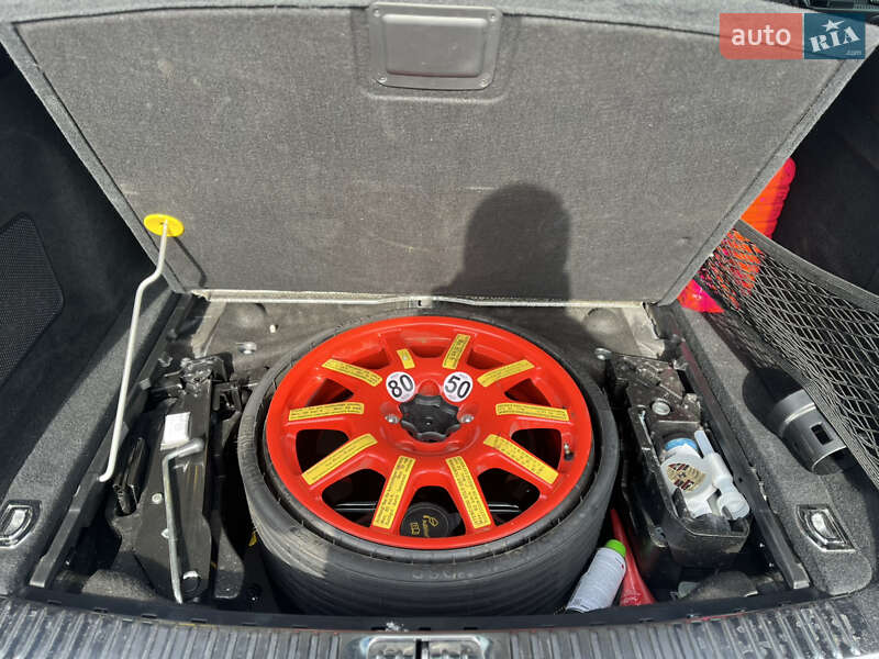 Позашляховик / Кросовер Porsche Cayenne 2014 в Черкасах