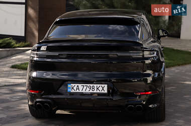 Внедорожник / Кроссовер Porsche Cayenne 2024 в  фото 4 Внедорожник / Кроссовер Porsche Cayenne 2024 в