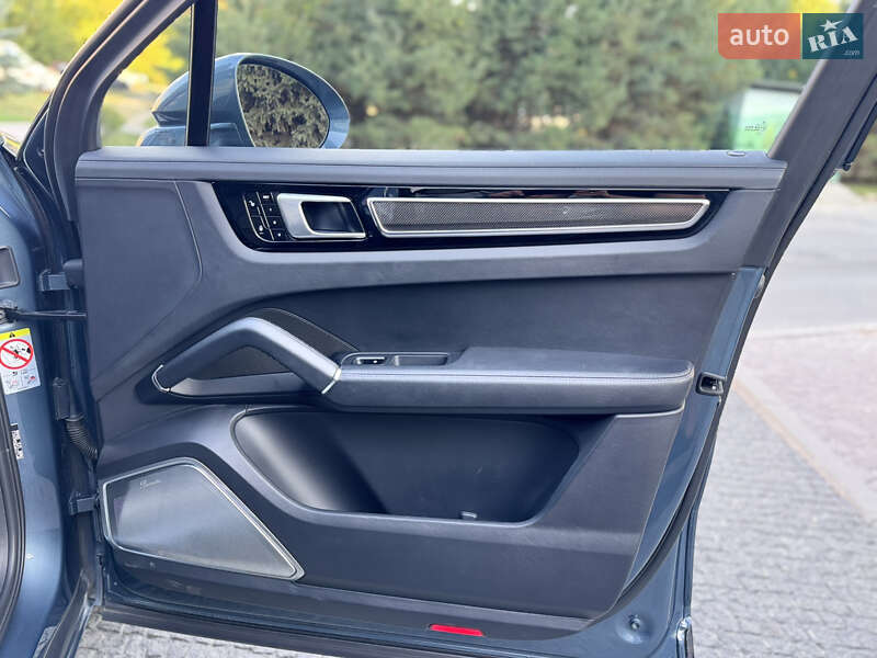 Позашляховик / Кросовер Porsche Cayenne 2018 в Тернополі фото 12 Позашляховик / Кросовер Porsche Cayenne 2018 в Тернополі