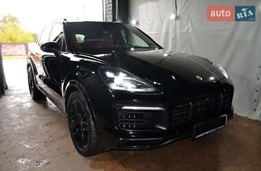 Внедорожник / Кроссовер Porsche Cayenne 2020 в 
