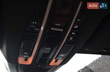 Внедорожник / Кроссовер Porsche Cayenne 2020 в 