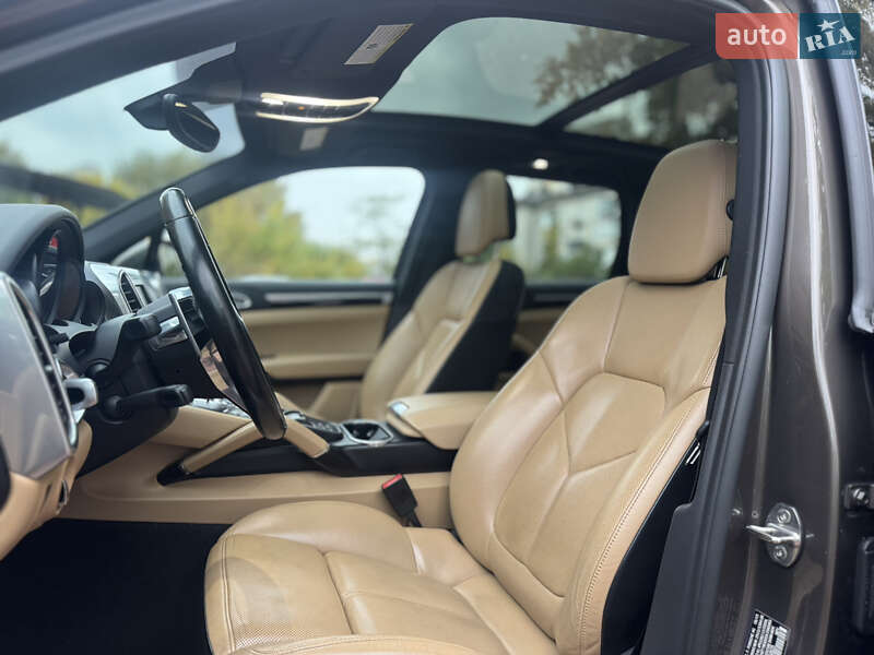 Позашляховик / Кросовер Porsche Cayenne 2015 в Києві фото 12 Позашляховик / Кросовер Porsche Cayenne 2015 в Києві