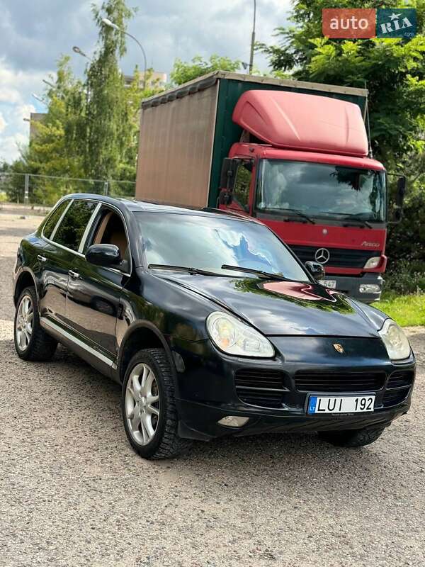 Внедорожник / Кроссовер Porsche Cayenne 2005 в Одессе