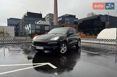 Porsche Cayenne 2012