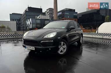 Внедорожник / Кроссовер Porsche Cayenne 2012 в 