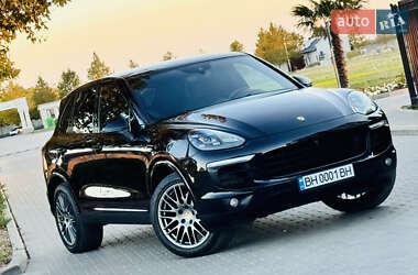 Внедорожник / Кроссовер Porsche Cayenne 2017 в Одессе