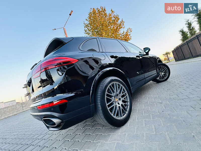 Внедорожник / Кроссовер Porsche Cayenne 2017 в Одессе фото 10 Внедорожник / Кроссовер Porsche Cayenne 2017 в Одессе