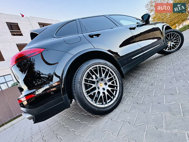 Внедорожник / Кроссовер Porsche Cayenne 2017 в Одессе фото 46 Внедорожник / Кроссовер Porsche Cayenne 2017 в Одессе