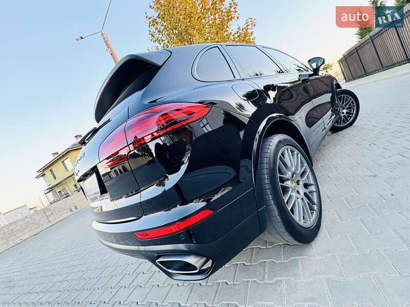 Внедорожник / Кроссовер Porsche Cayenne 2017 в Одессе фото 50 Внедорожник / Кроссовер Porsche Cayenne 2017 в Одессе