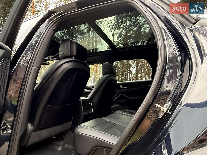 Позашляховик / Кросовер Porsche Cayenne 2018 в Києві фото 34 Позашляховик / Кросовер Porsche Cayenne 2018 в Києві