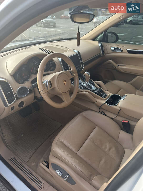 Позашляховик / Кросовер Porsche Cayenne 2013 в Києві фото 11 Позашляховик / Кросовер Porsche Cayenne 2013 в Києві