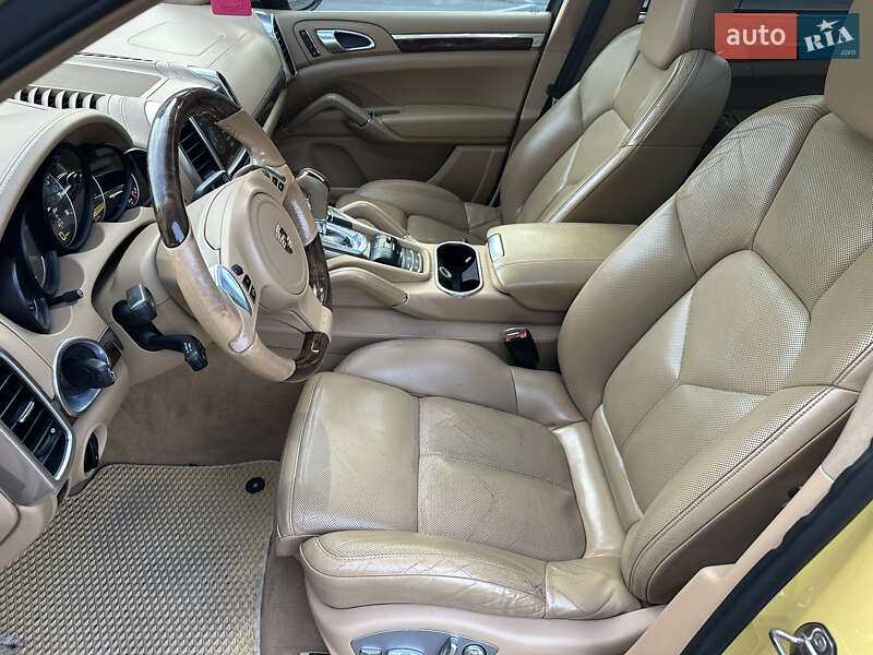Внедорожник / Кроссовер Porsche Cayenne 2010 в Киеве фото 28 Внедорожник / Кроссовер Porsche Cayenne 2010 в Киеве