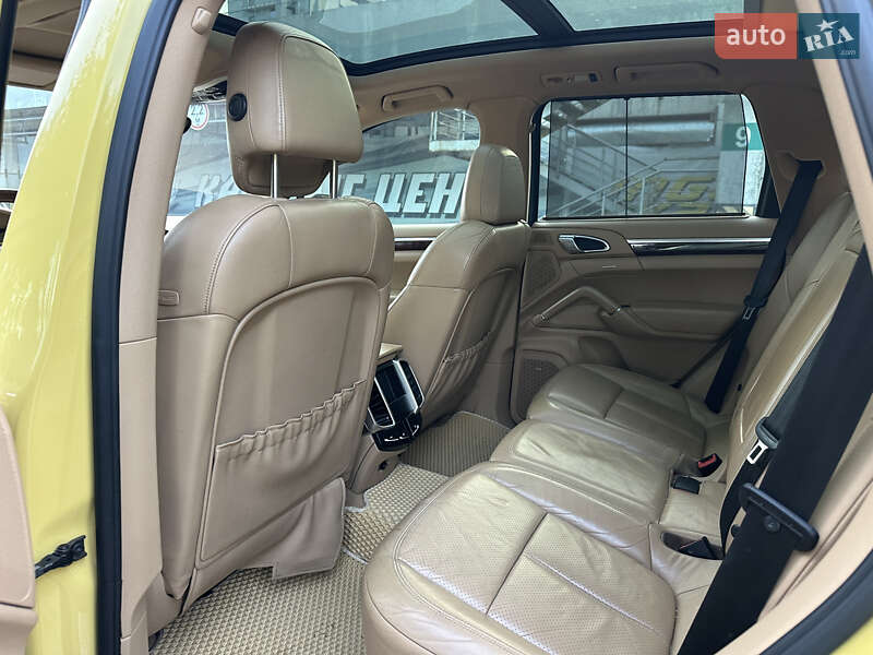 Внедорожник / Кроссовер Porsche Cayenne 2010 в Киеве фото 36 Внедорожник / Кроссовер Porsche Cayenne 2010 в Киеве