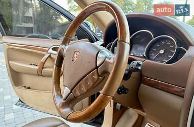 Внедорожник / Кроссовер Porsche Cayenne 2008 в 