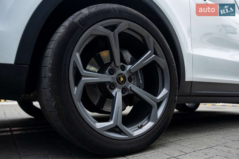 Позашляховик / Кросовер Porsche Cayenne 2020 в Києві