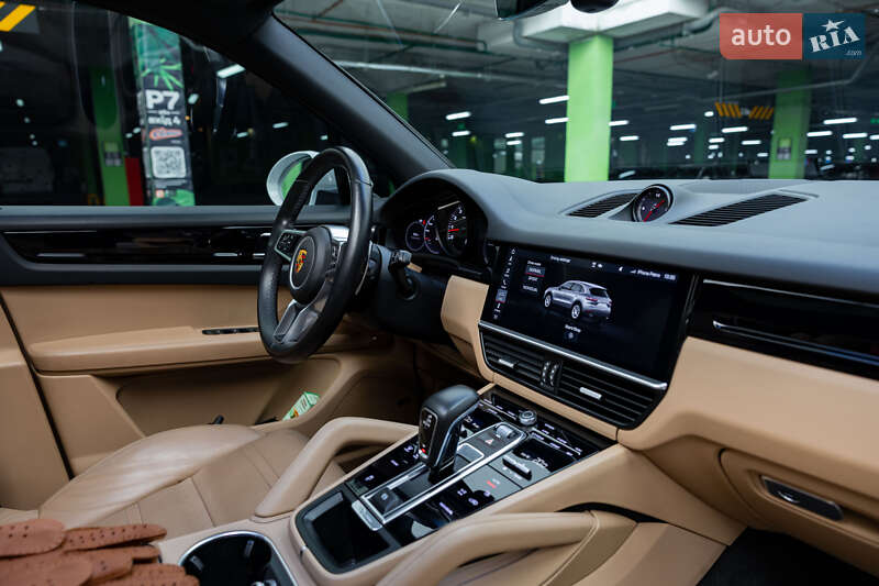 Позашляховик / Кросовер Porsche Cayenne 2020 в Києві