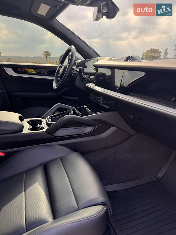 Внедорожник / Кроссовер Porsche Cayenne 2023 в Хмельницком фото 29 Внедорожник / Кроссовер Porsche Cayenne 2023 в Хмельницком