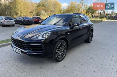 Позашляховик / Кросовер Porsche Cayenne 2021 в Львові