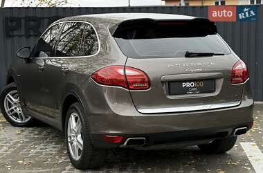 Внедорожник / Кроссовер Porsche Cayenne 2013 в Киеве