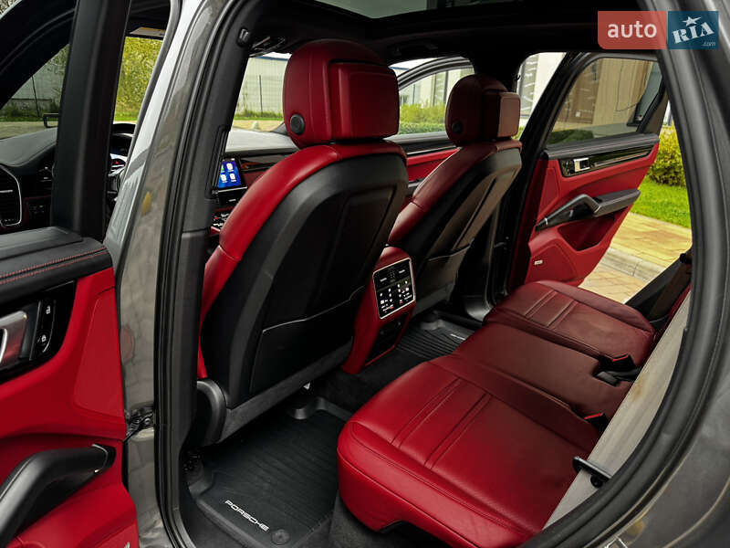 Позашляховик / Кросовер Porsche Cayenne 2019 в Києві фото 28 Позашляховик / Кросовер Porsche Cayenne 2019 в Києві