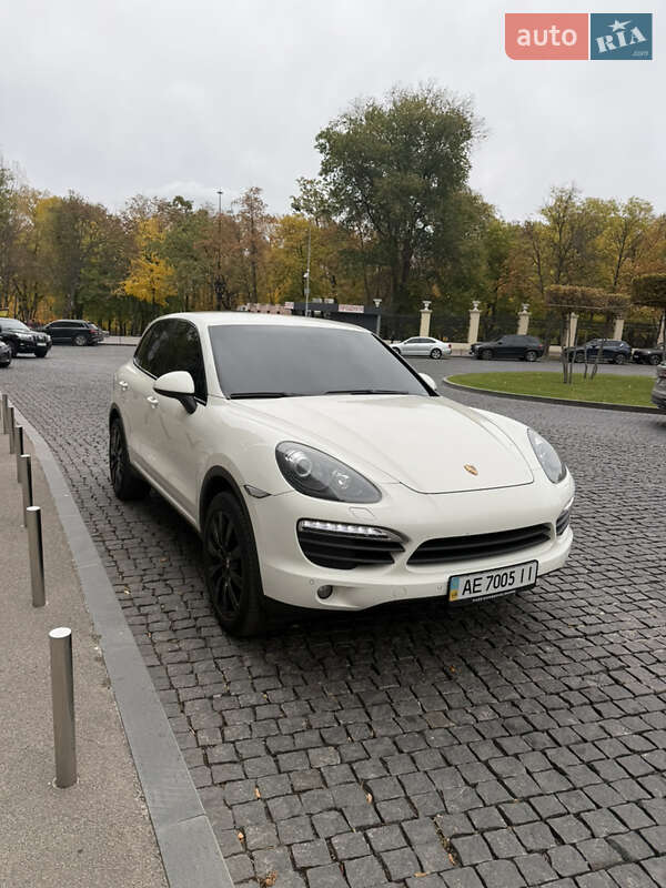 Porsche Cayenne 2011 Porsche Cayenne 2011