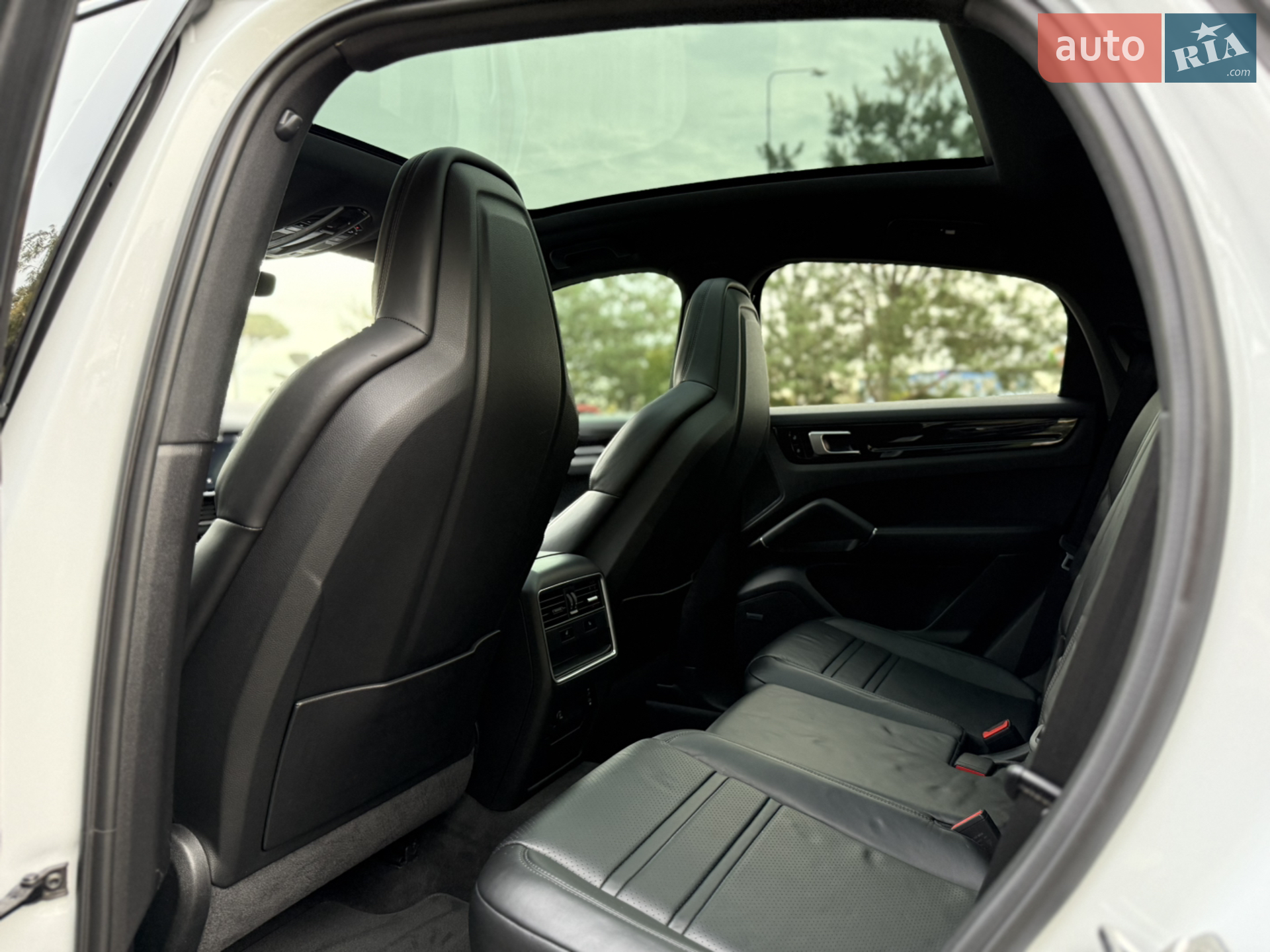 2019 Porsche Cayenne - мініатюра 49