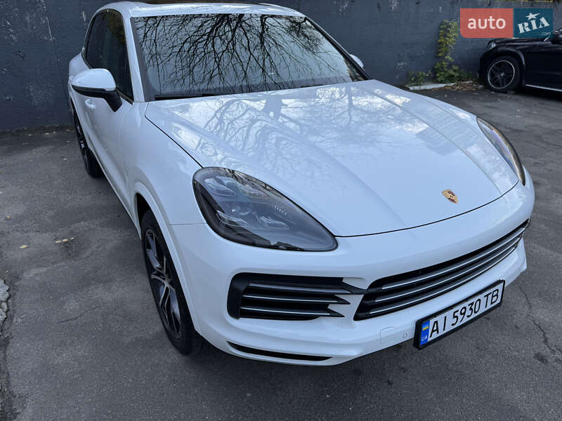 Внедорожник / Кроссовер Porsche Cayenne 2019 в Киеве
