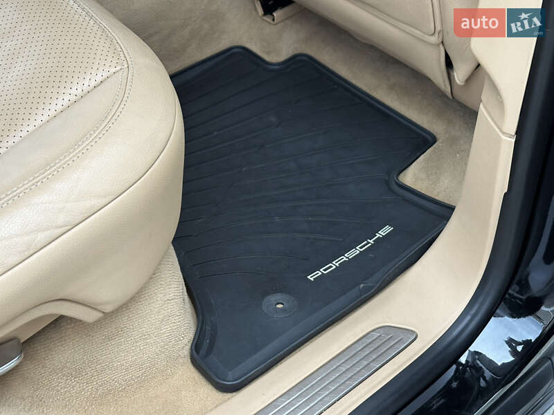 Позашляховик / Кросовер Porsche Cayenne 2013 в Одесі фото 39 Позашляховик / Кросовер Porsche Cayenne 2013 в Одесі