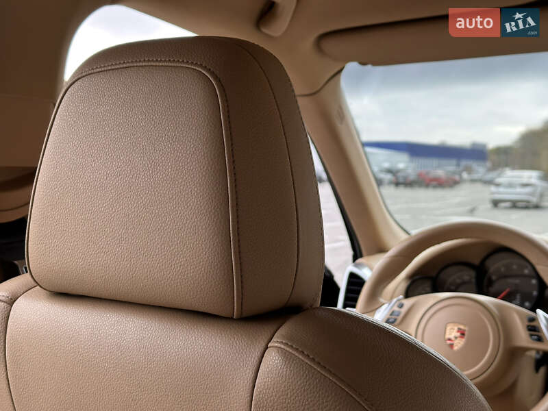 Позашляховик / Кросовер Porsche Cayenne 2013 в Одесі фото 49 Позашляховик / Кросовер Porsche Cayenne 2013 в Одесі