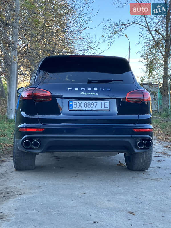 Внедорожник / Кроссовер Porsche Cayenne 2017 в Каменец-Подольском фото 2 Внедорожник / Кроссовер Porsche Cayenne 2017 в Каменец-Подольском