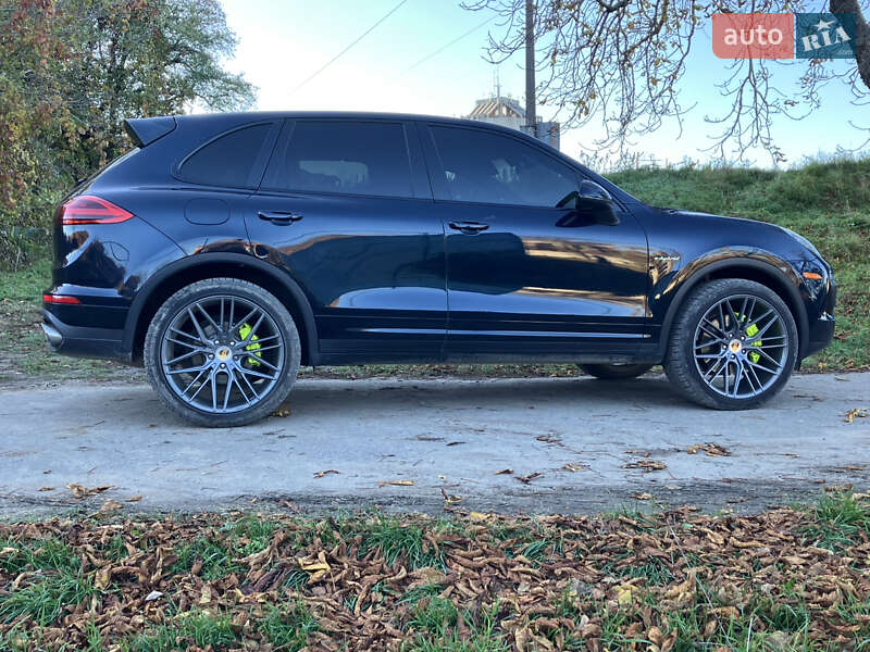 Внедорожник / Кроссовер Porsche Cayenne 2017 в Каменец-Подольском фото 6 Внедорожник / Кроссовер Porsche Cayenne 2017 в Каменец-Подольском
