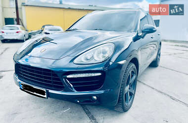 Позашляховик / Кросовер Porsche Cayenne 2010 в Рівному