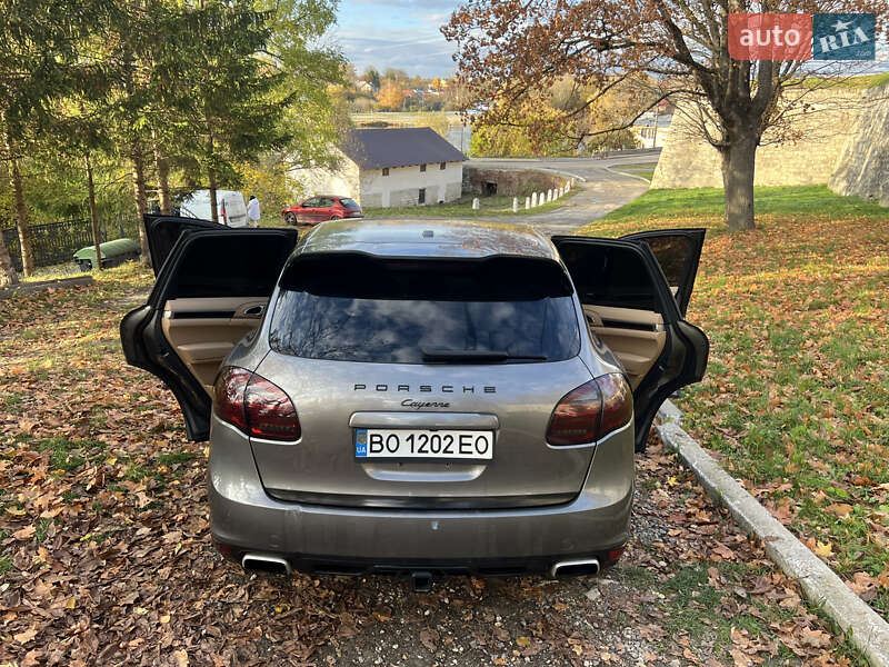 Внедорожник / Кроссовер Porsche Cayenne 2012 в Тернополе фото 14 Внедорожник / Кроссовер Porsche Cayenne 2012 в Тернополе
