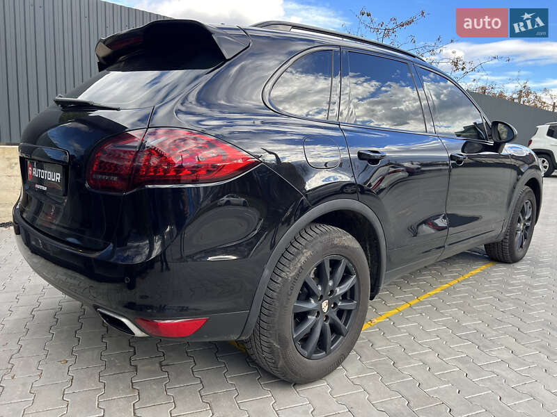 Позашляховик / Кросовер Porsche Cayenne 2011 в Чернівцях фото 19 Позашляховик / Кросовер Porsche Cayenne 2011 в Чернівцях