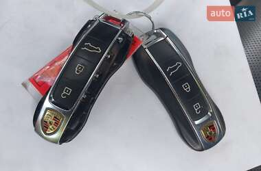 Позашляховик / Кросовер Porsche Cayenne 2019 в  фото 10 Позашляховик / Кросовер Porsche Cayenne 2019 в