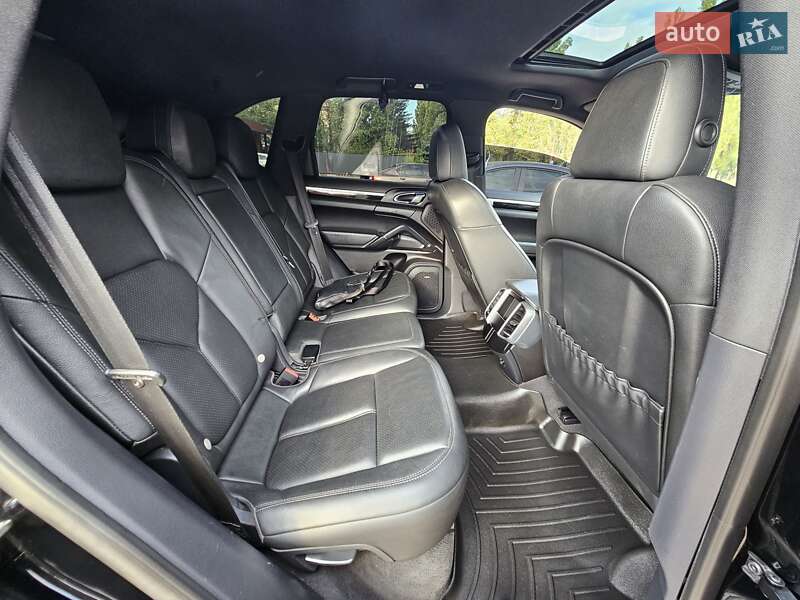 Внедорожник / Кроссовер Porsche Cayenne 2013 в Полтаве фото 71 Внедорожник / Кроссовер Porsche Cayenne 2013 в Полтаве