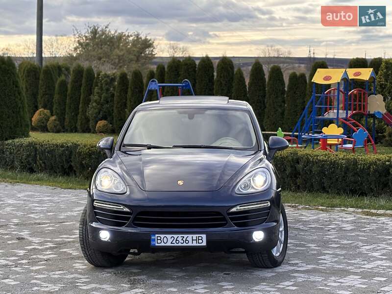 Позашляховик / Кросовер Porsche Cayenne 2011 в Тернополі