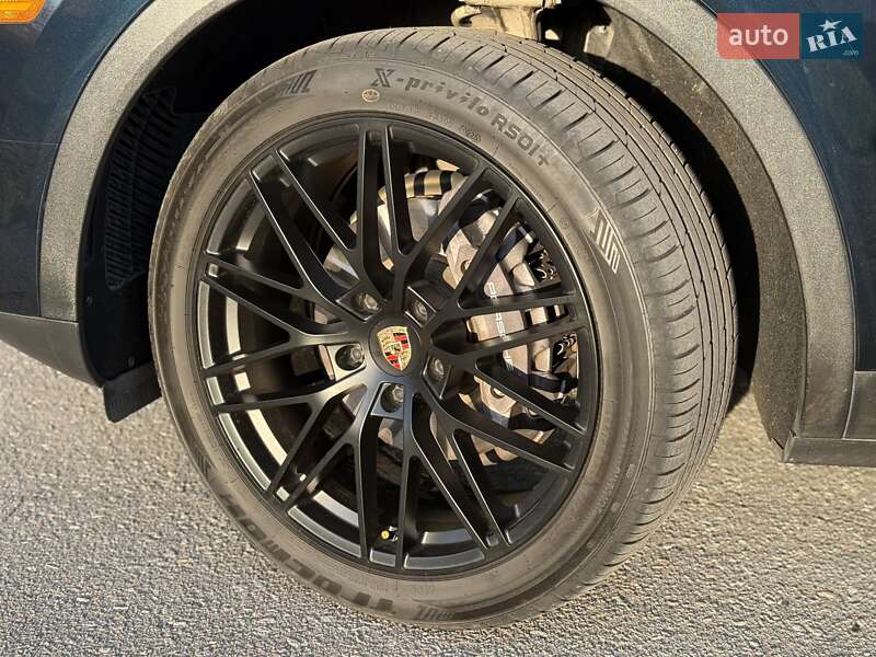Позашляховик / Кросовер Porsche Cayenne 2018 в Дніпрі фото 16 Позашляховик / Кросовер Porsche Cayenne 2018 в Дніпрі