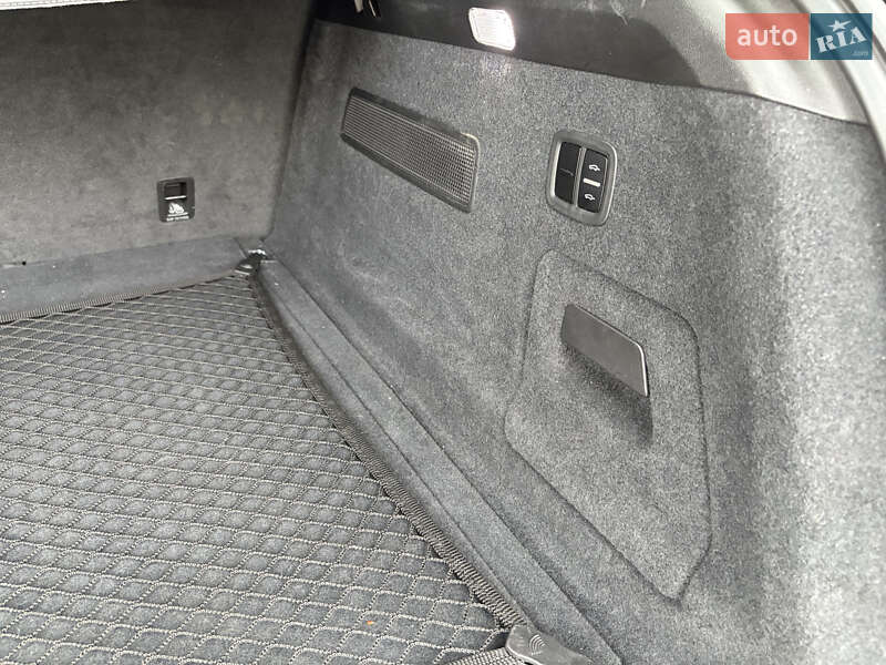 Позашляховик / Кросовер Porsche Cayenne 2018 в Києві